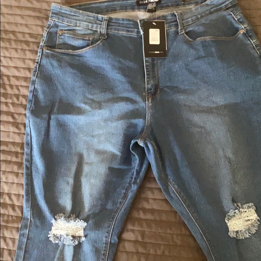 Fashion nova jeans